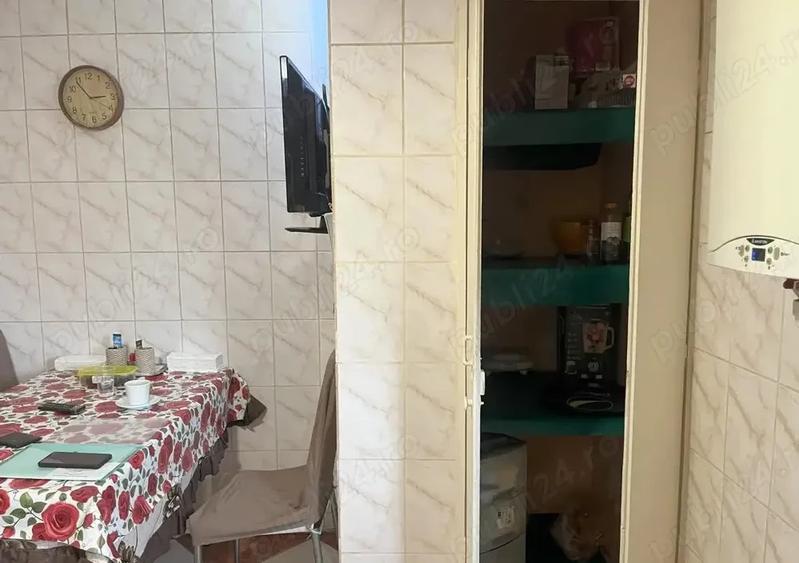 Apartament cu 4 camere -Vitan