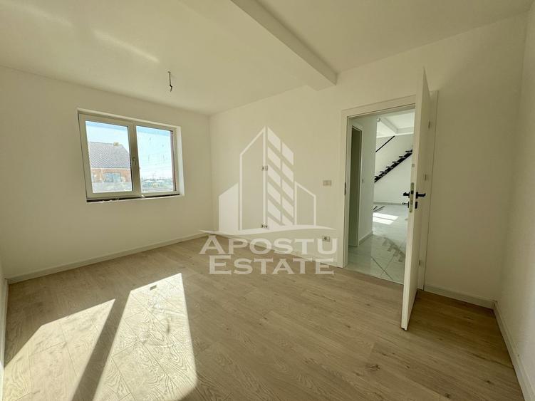 Penthouse cu scara interioara deosebita, 3 camere si 2 bai langa Lidl.