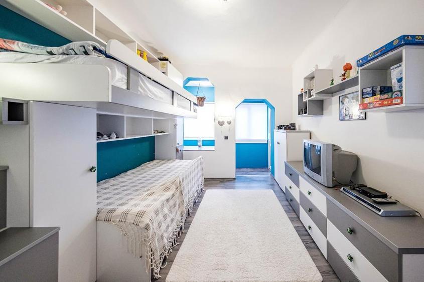 Apartament 3 camere in casa, Centrul Civic