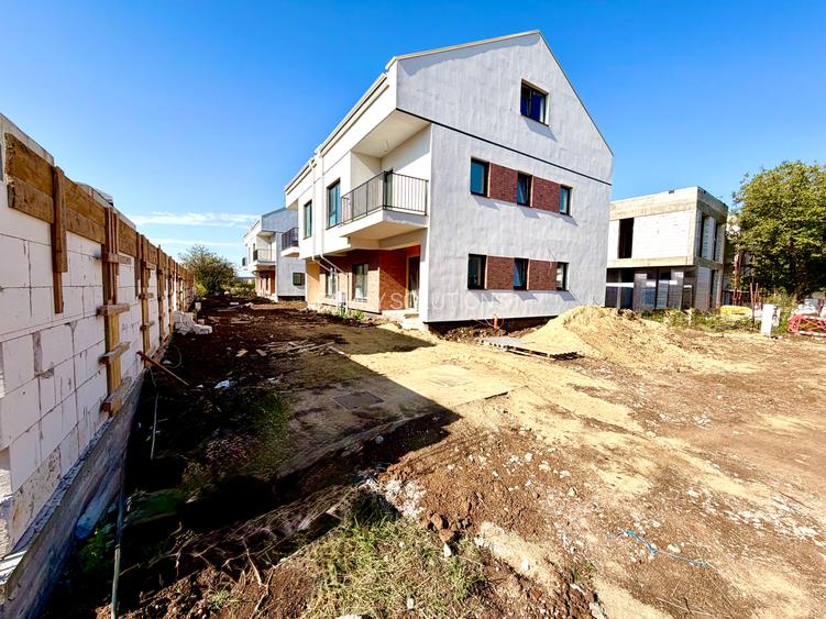 Casa noua P+1+M 6 cam. Util 164mp. Teren 232mp - 23