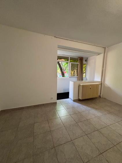 Garsoniera de inchiriat | Ideala pentru birou sau locuinta | Lujerului