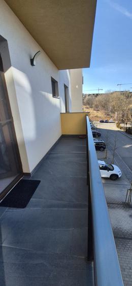 Apartament de vanzare 3 camere 78 mp , zona Buna ziua