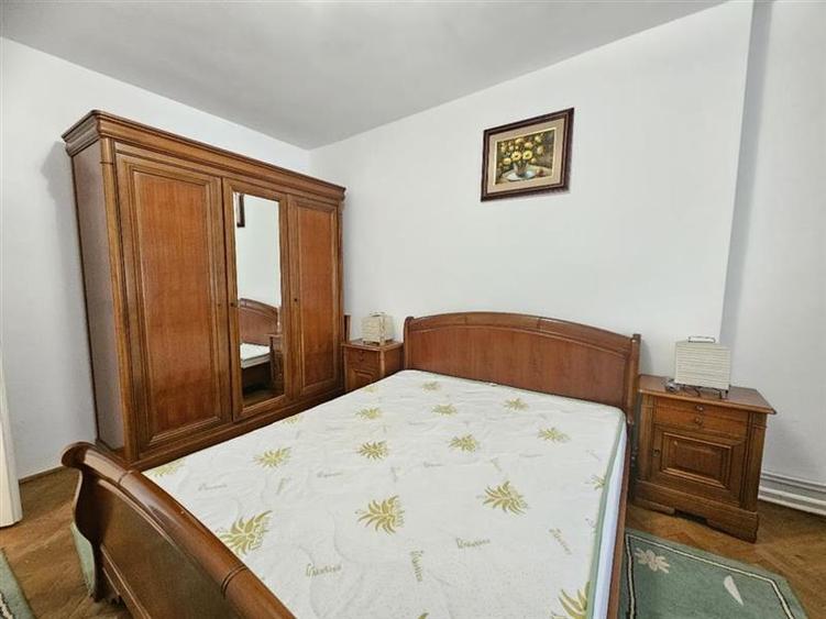 Inchiriere apartament 2 camere Centru - Policlinica 2