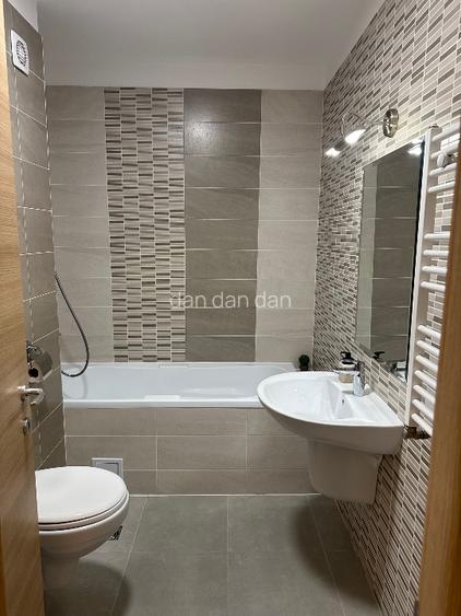 Închiriez apartament Coresi Tractoru