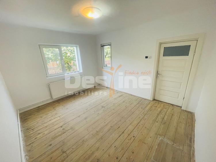 Casă 3 camere, teren 268 mp, pe colț – Bereasca, Ploiești