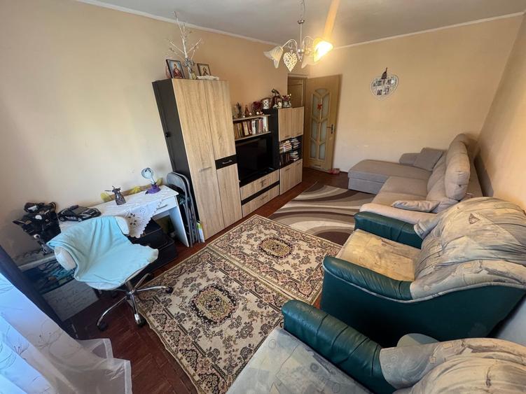 Apartament 2 camere zona Anda cu Centrala
