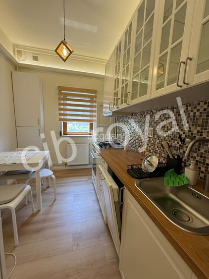 Apt. 2 cam Bd. Ion Mihalache-Domenii,Str. Constantin Stere,la 6 min metrou 1 Mai - 21
