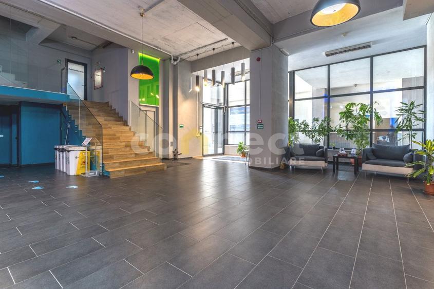 Spațiu de birouri de închiriat | SU 2,990mp | Zona centrală