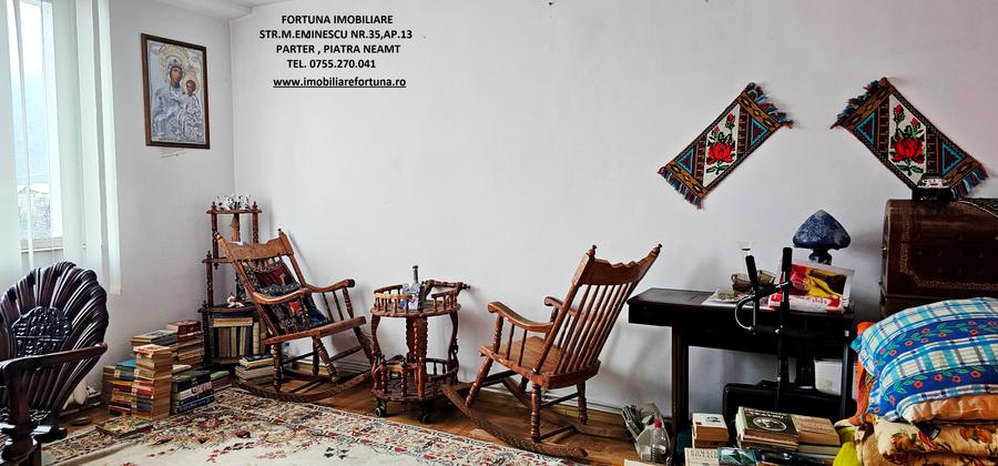 Apartament 4 camere multifunctional cu loc parcare,zona Precista-Biserica Noua