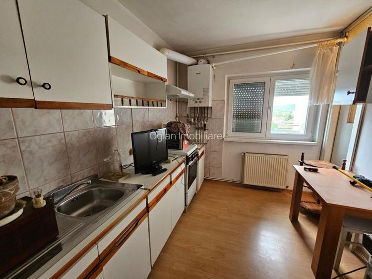 Apartament 3 camere 72 mp utili, lift, zona Terezian 0% Comision - 3