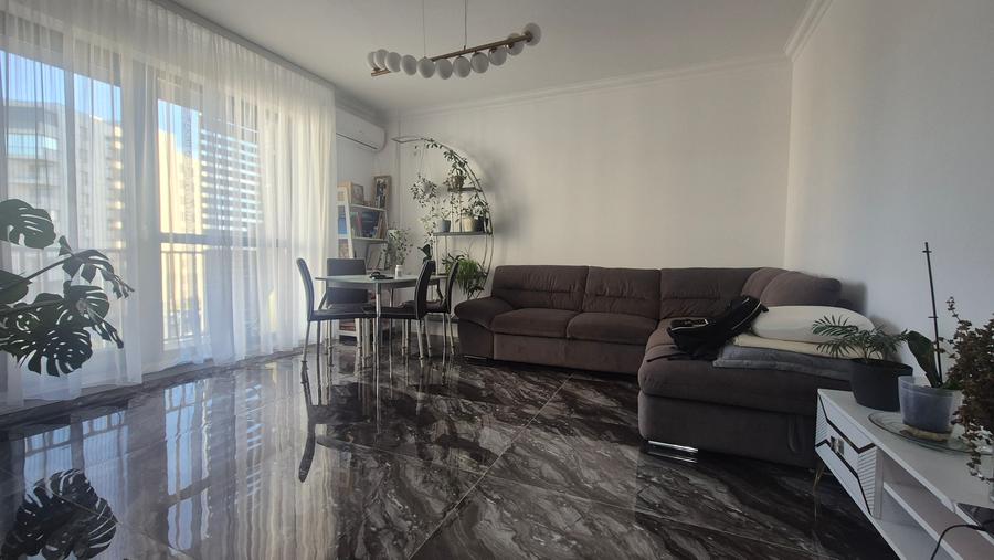 2 Camere, 70 Mp + Loc de Parcare, Imbunatatiri de Lux