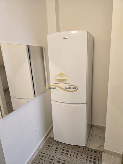 Garsonieră modernă de închiriat