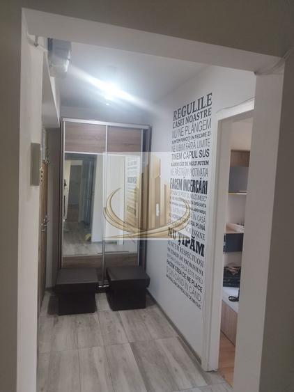 Apartament cu 3 camere, complet renovat și mobilat | Calea Șagului