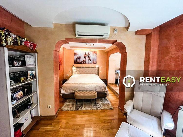 De vanzare! Apartament cu trei camere situat in Tg. Cucu - 2
