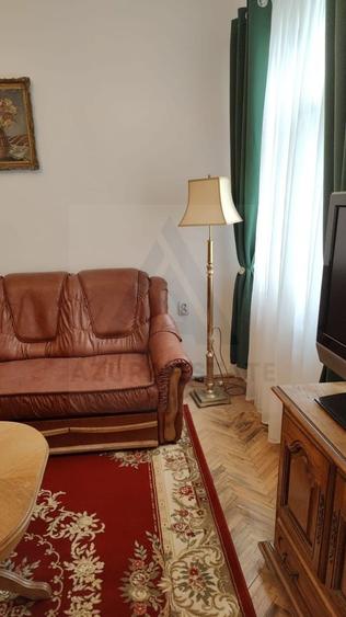 Apartament modern 2 camere 56 mp utili si curte in zona Centrala