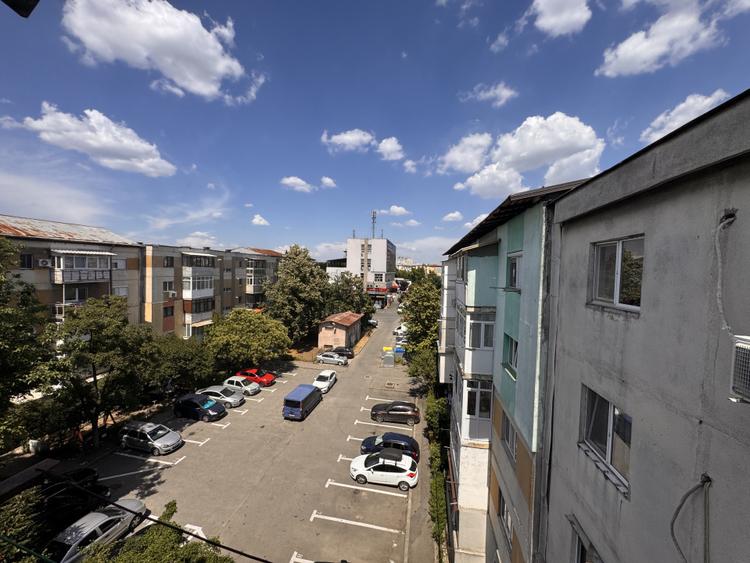 Apartament 3 camere, 68 mp, Craiovița Nouă - Promenada Mall