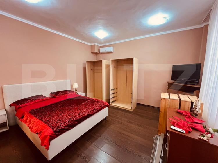 Casă 7 camere, curte 200mp , zona Lapus