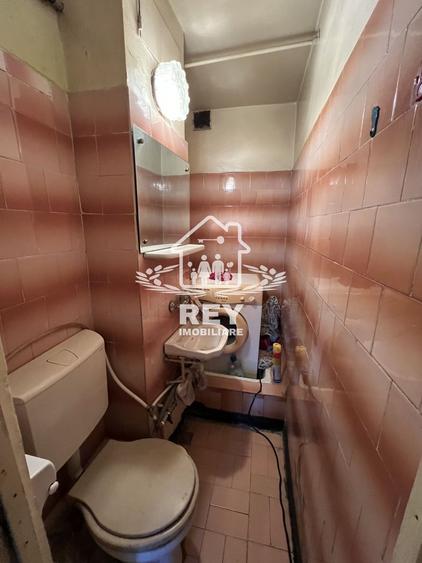 Apartament 4 camere decomandate 4 balcoane etaj 1 Str. Bâlea/Sibiu