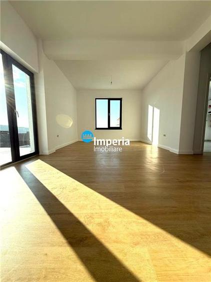 Vila Moderna, P+E, 400 teren, finisata,  asfalt, Valea Adanca Miroslava