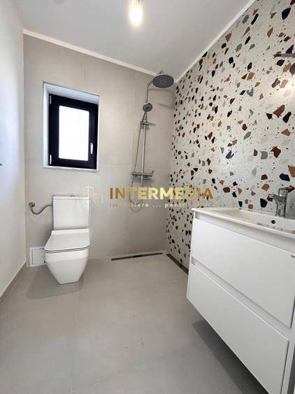 CASA NOUA I 90 MP I FINISATA LA CHEIE I ASFALT I TOATE UTILITATILE I