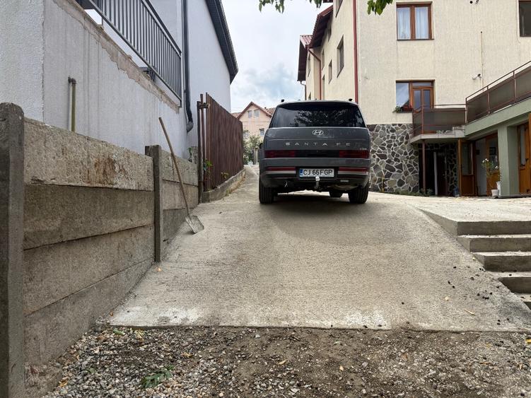 Vând teren ZONA  GRUIA