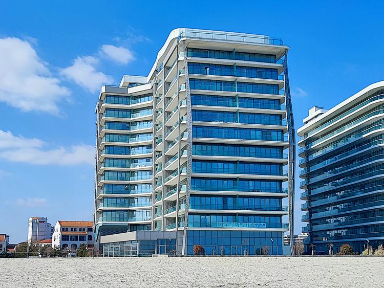 Apartamente de lux cu 3 camere, pe plaja ⛱ in Mamaia Nord