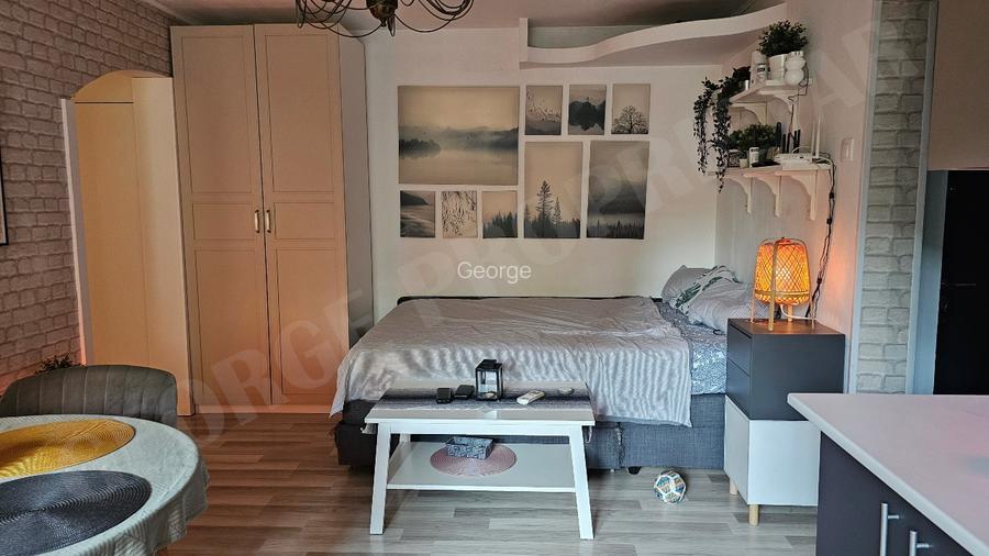 Iancului - Apartament cu 2 camere transformat in 3 - 4