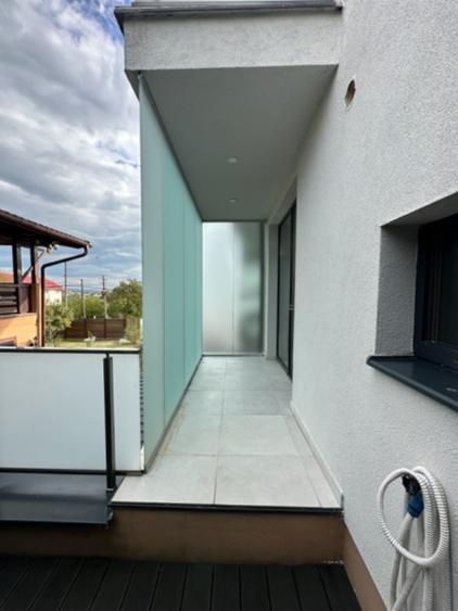 Apartament 2 camere de închiriat, terasă cu jacuzzi,zona Mărul de Aur!
