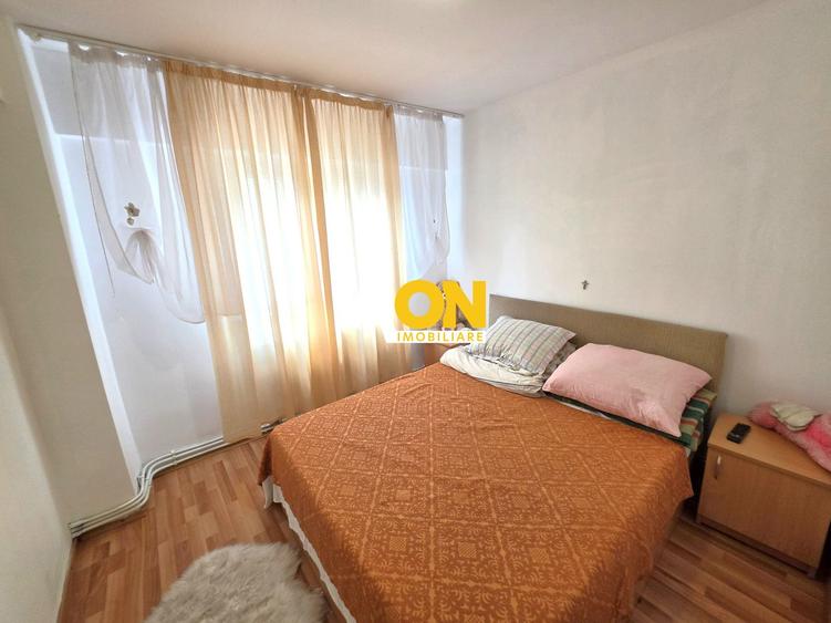 Apartament 3 camere decomandat, etaj 1, zona Tolstoi Cetate