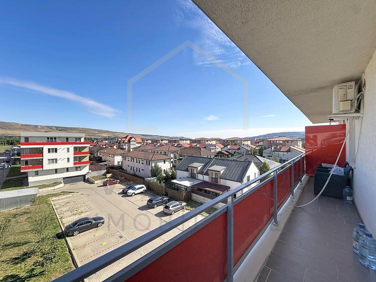 Apartament modern cu 2 camere, parcare, Floresti, zona Sesul de Sus