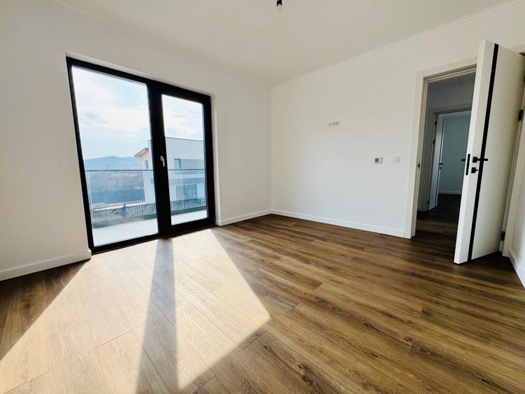 Casa 4 camere, arhitectura moderna ,Tomesti