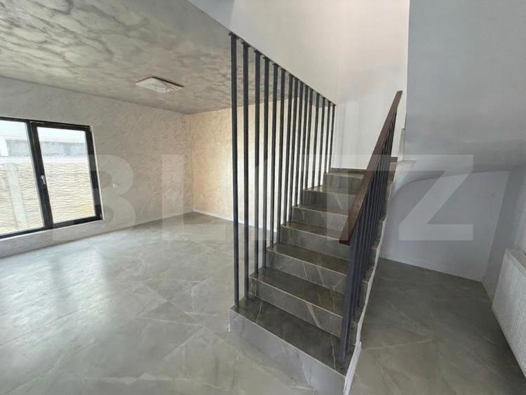 Casa P+E, 120 mp, 371 mp teren, zona Damila