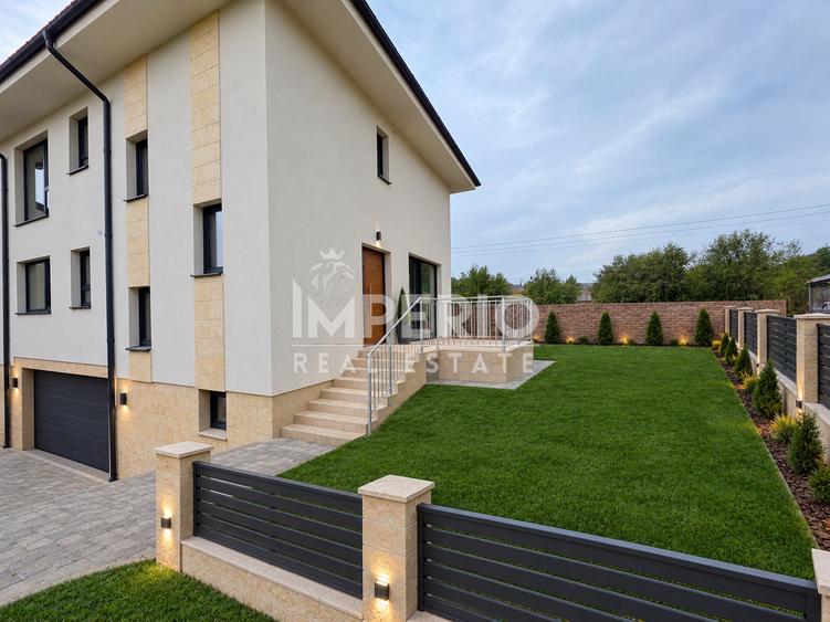 Duplex modern cu garaj pentru 4 autoturisme in Andrei Muresanu!