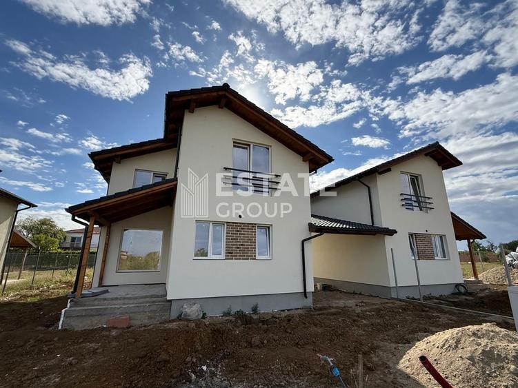 Duplex unit prin carport in Mosnita Noua