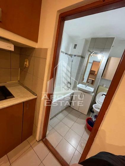 Apartament 1 camera, decomandat, zona Centrala