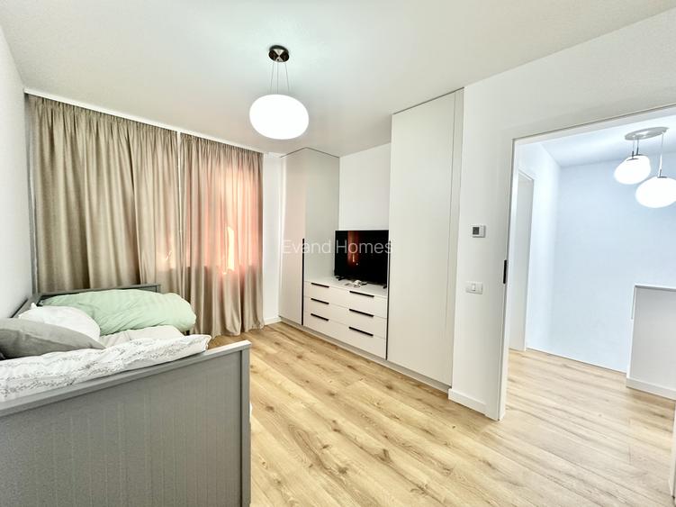 Duplex cu 4 camere - zid dublu despartitor - cartier asfaltat - Mosnita - 17