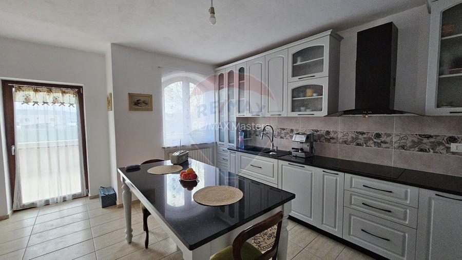 Casă / Vilă de lux, Scheia, Suceava - 41