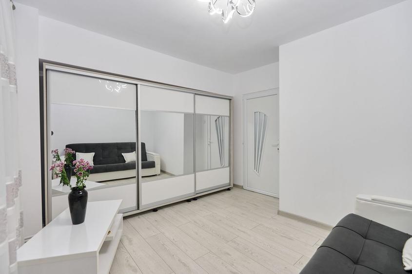 Garsonieră decomandată - Complet renovată -  Parter – Prundu