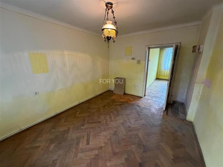 APARTAMENT 2 CAMERE – ZONA FOARTE BUNA, LA 10 MINUTE DE CENTRUL BACAULUI | INVES