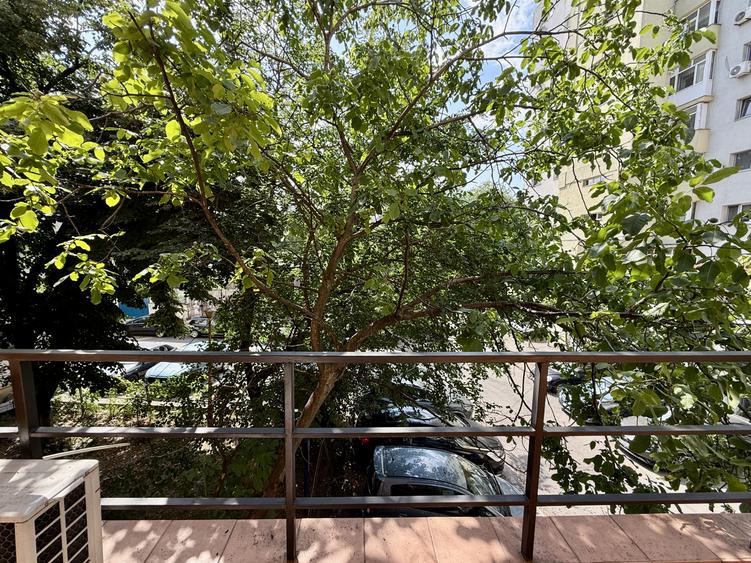 Spațiu de birouri compartimentabil! 77 mp + balcon & Parcare | Iancului