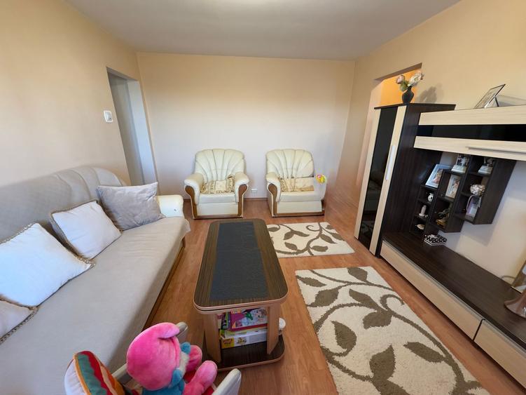 Inel 1 - Dionisie cel mic apartament semidecomandat 2 camere