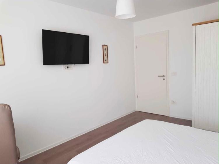 Apartament 2 camere / Coresi Avantgarden Tractorul / Zona Pietonala