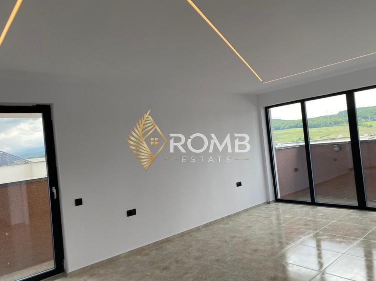Penthouse 200 mp utili, 400 mp terasa, zona Baciu