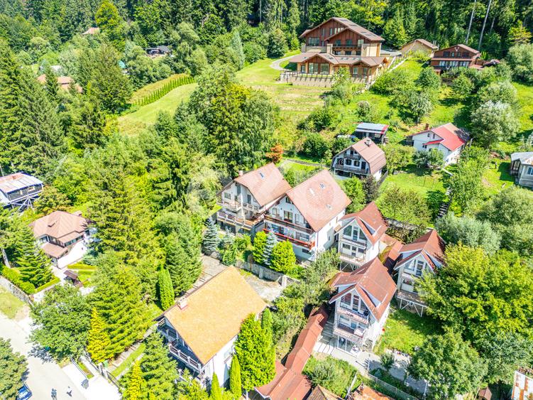 Casa de Vacanta in Busteni cu vedere panoramica la muntii Bucegi | zona Zamora