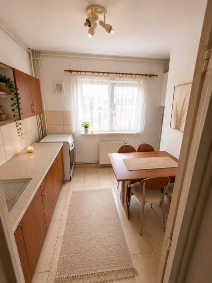 Apartament 1 camera, decomandat, 45 mp, str.Dorobantilor, et.5/8, CT, mobilat