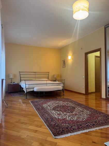 Dorobanti Capitale, proprietate formata din 2 apartamente+ Pod, in vila,