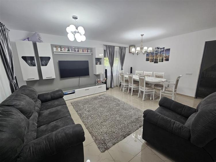 Vila plan parter - mobilata utilata - lux - Valea Adanca