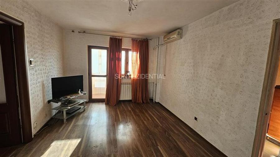 Berceni-Piata Sudului,apartament 4 camere,bloc reabilitat