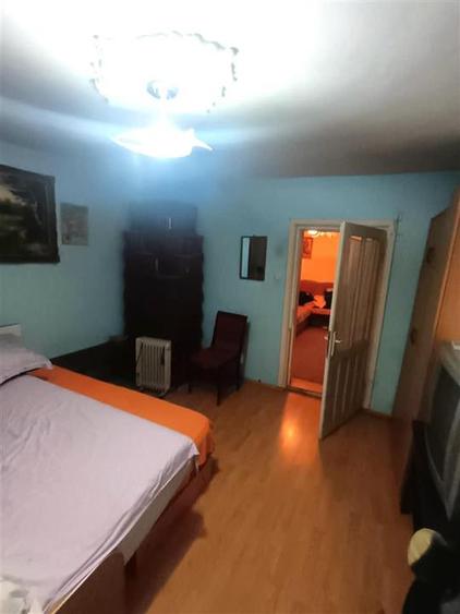 Casa 4 camere, teren 378 mp, deschidere 8 m, Pisc