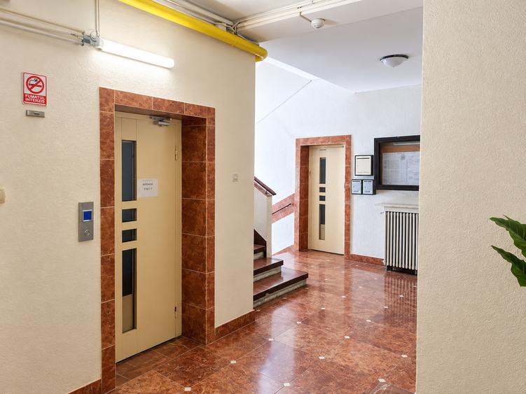 Garsonieră | Metrou P-ta Romană | 36 mp | Renovat 2022 | Pet friendly